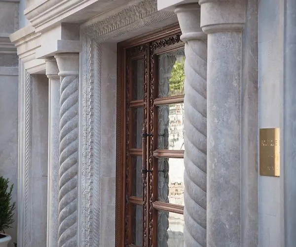 Boutique 8 ホテル