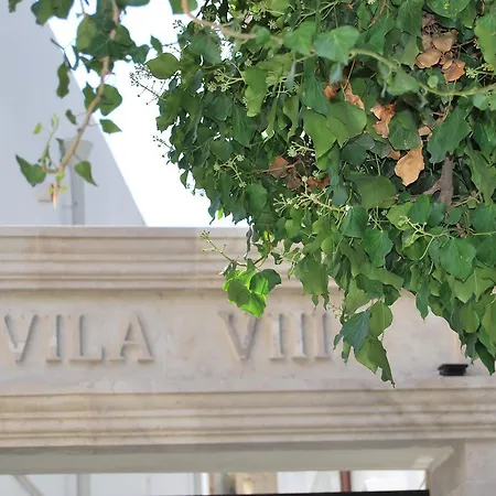 Boutique 8 4* Durrës