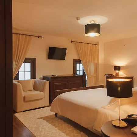 Boutique 8 4* Durrës